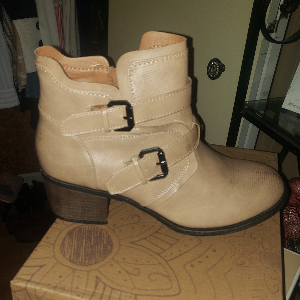 Vintage 93 boots BKE